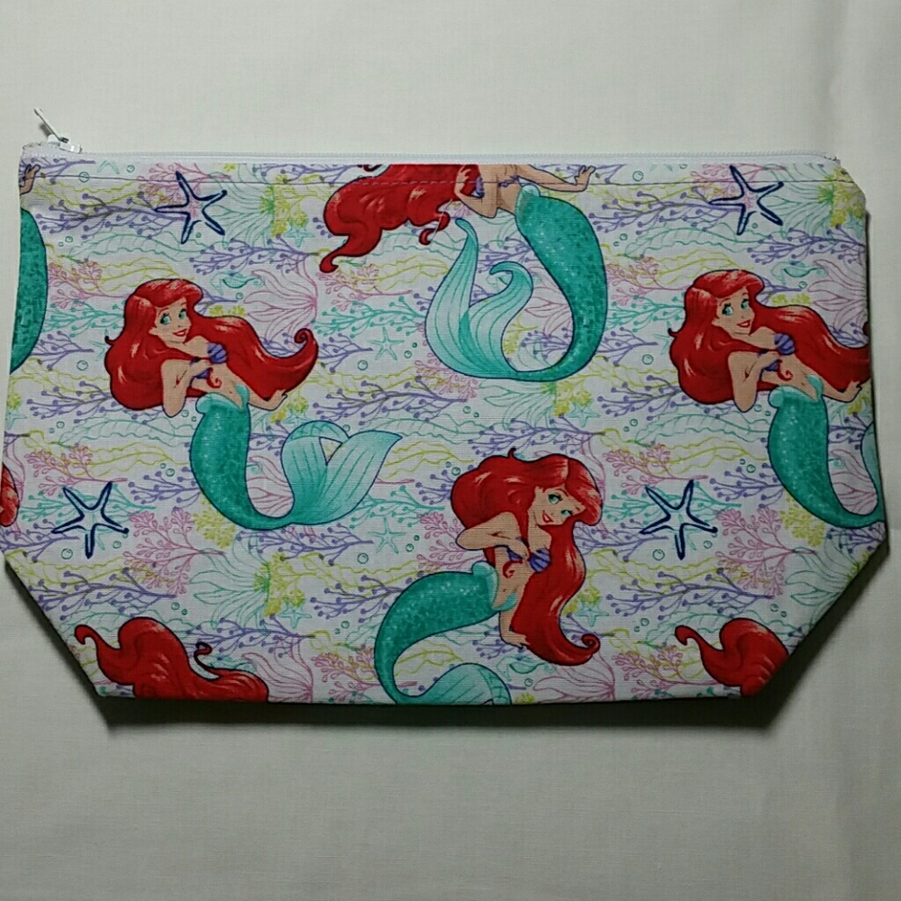 HANDMADE MAKEUP BAG! 💄 👝